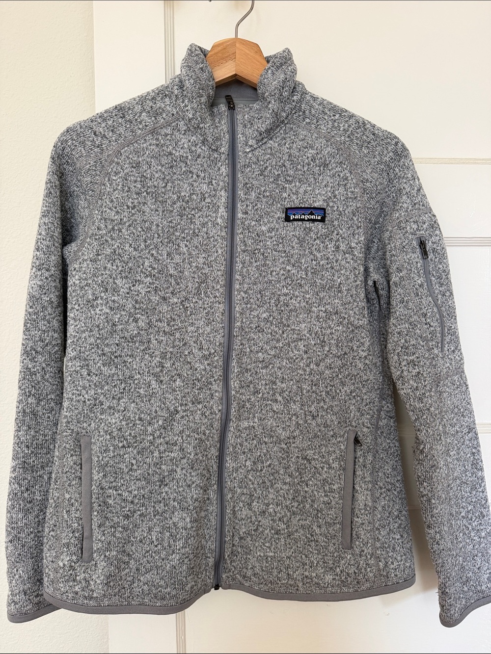 Patagonia Heather Gray Full-Zip Sweater Fleece